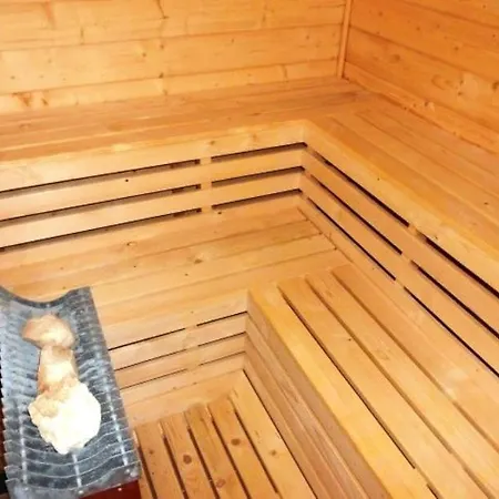 V Raztoke Chalet *