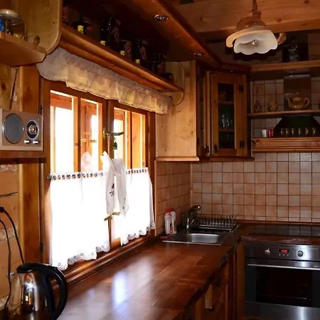 V Raztoke Chalet *