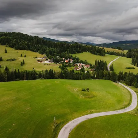 Domek alpejski V Raztoke Wielkie Borowe